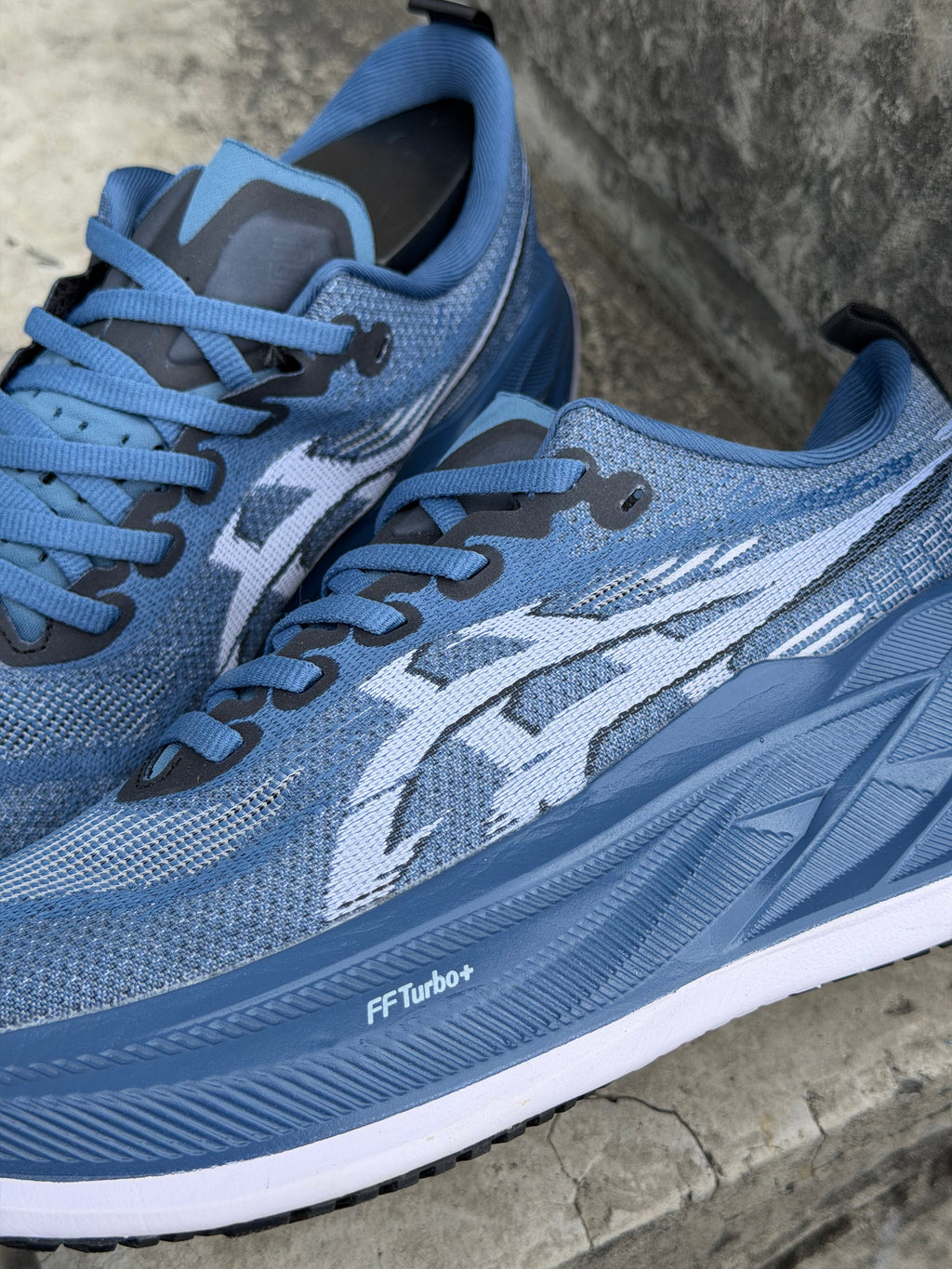 Asics Superblast 2