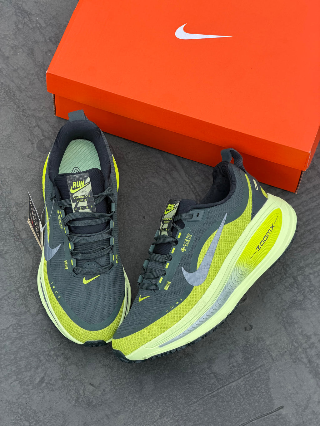 Nike Vomero 18 Goretex