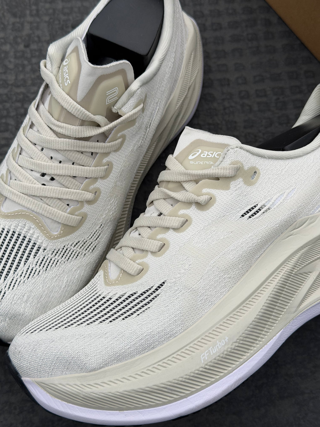 Asics Superblast 2
