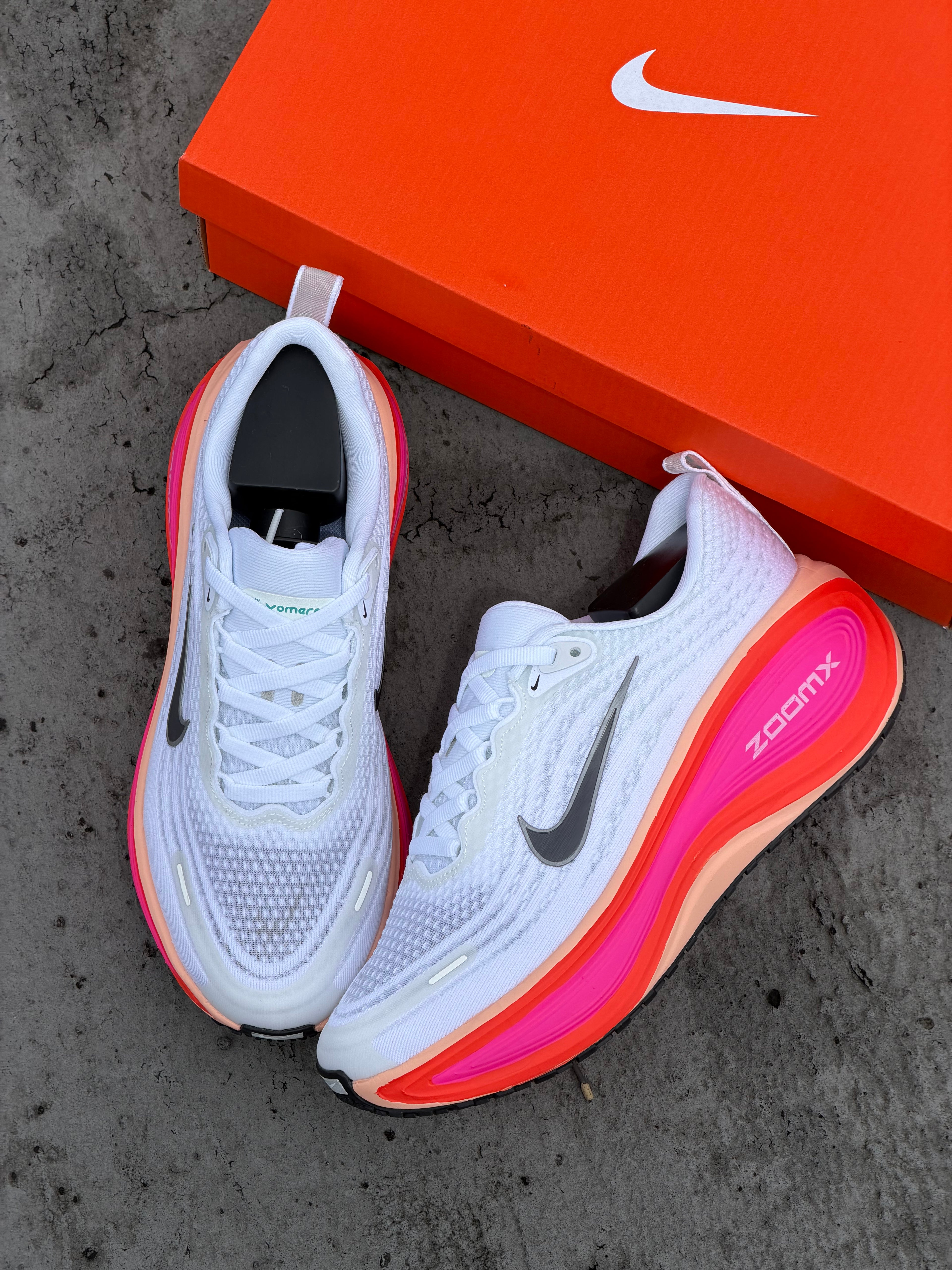 Nike Vomero Plus